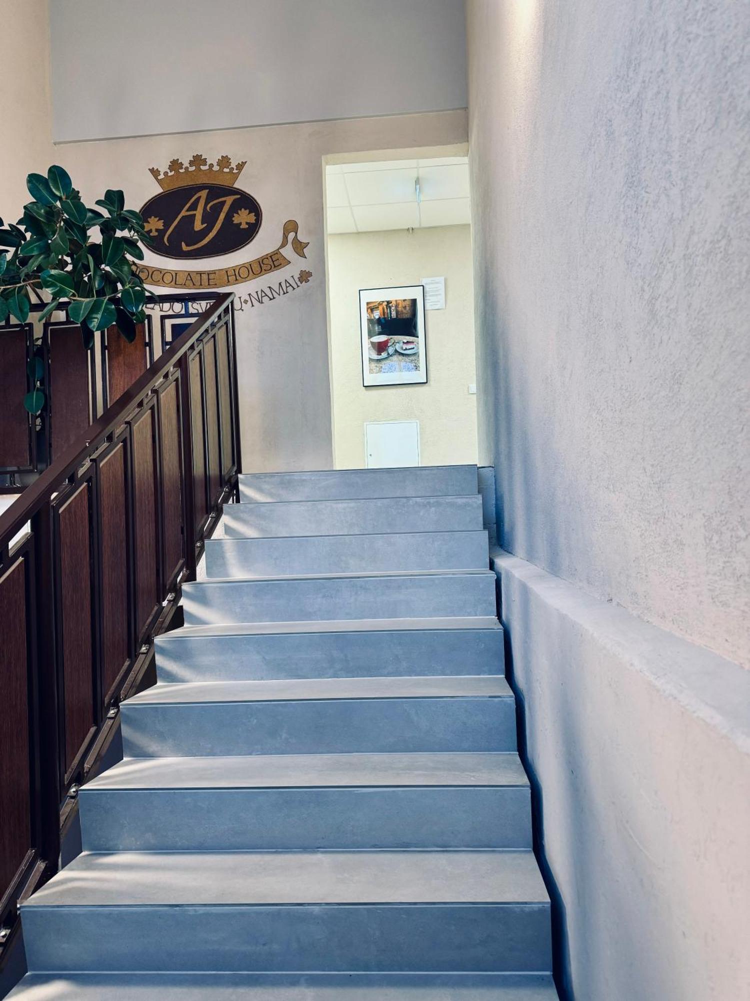 Aj Chocolate Vilnius Hotel Bagian luar foto